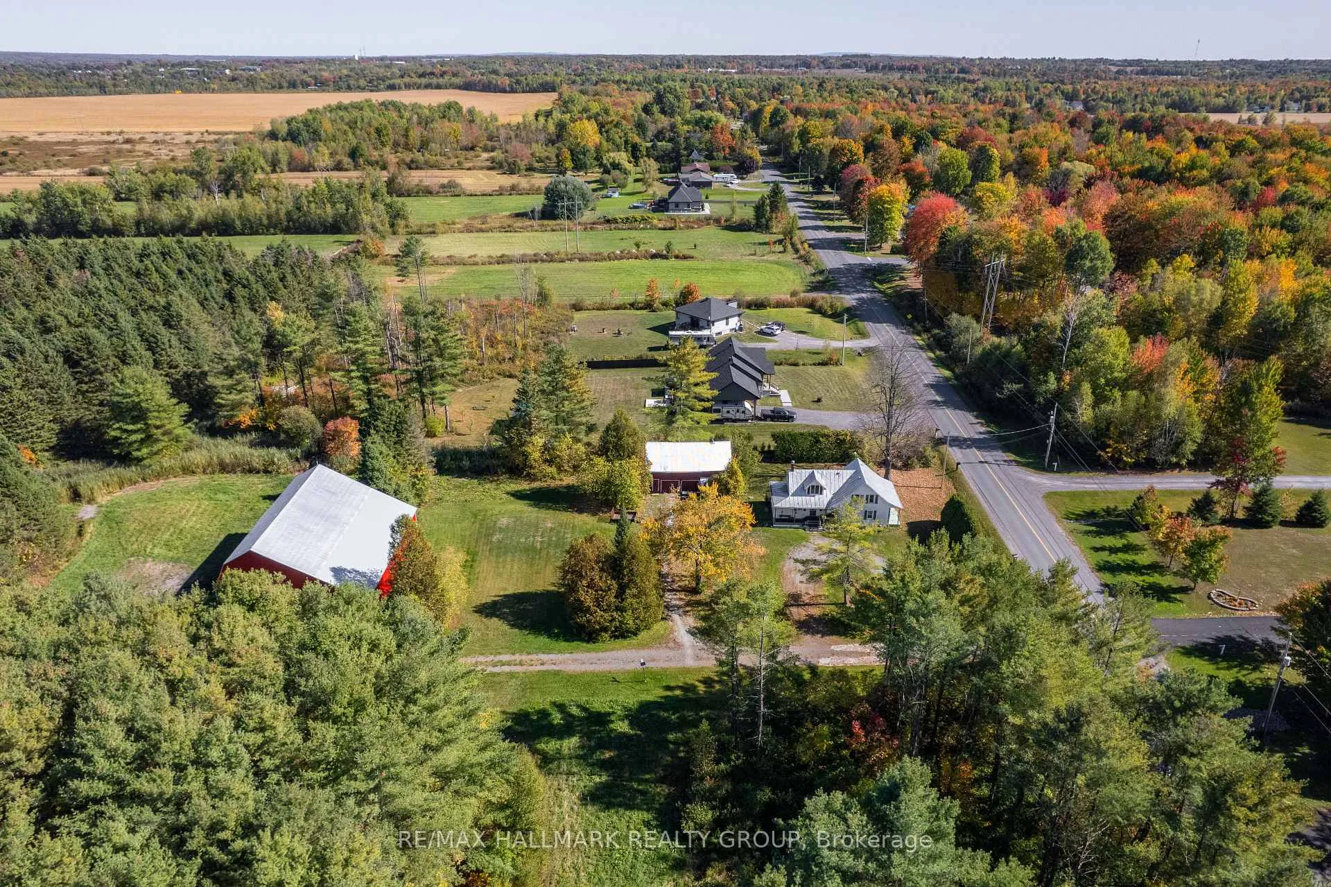 Photo 5 of 1677 Ste Anne Road, Champlain, Champlain Twp — HOMEH