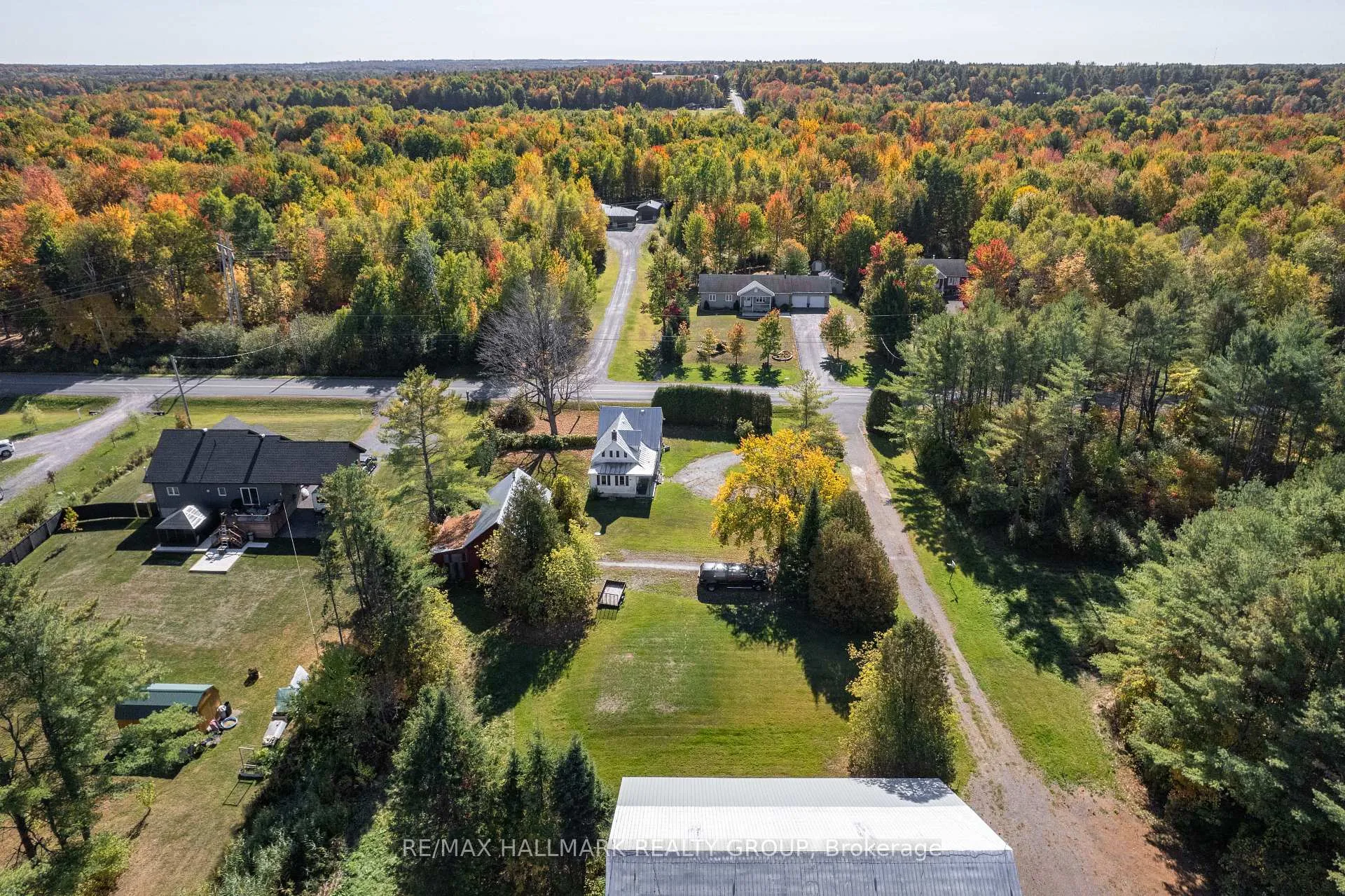 Photo 6 of 1677 Ste Anne Road, Champlain, Champlain Twp — HOMEH