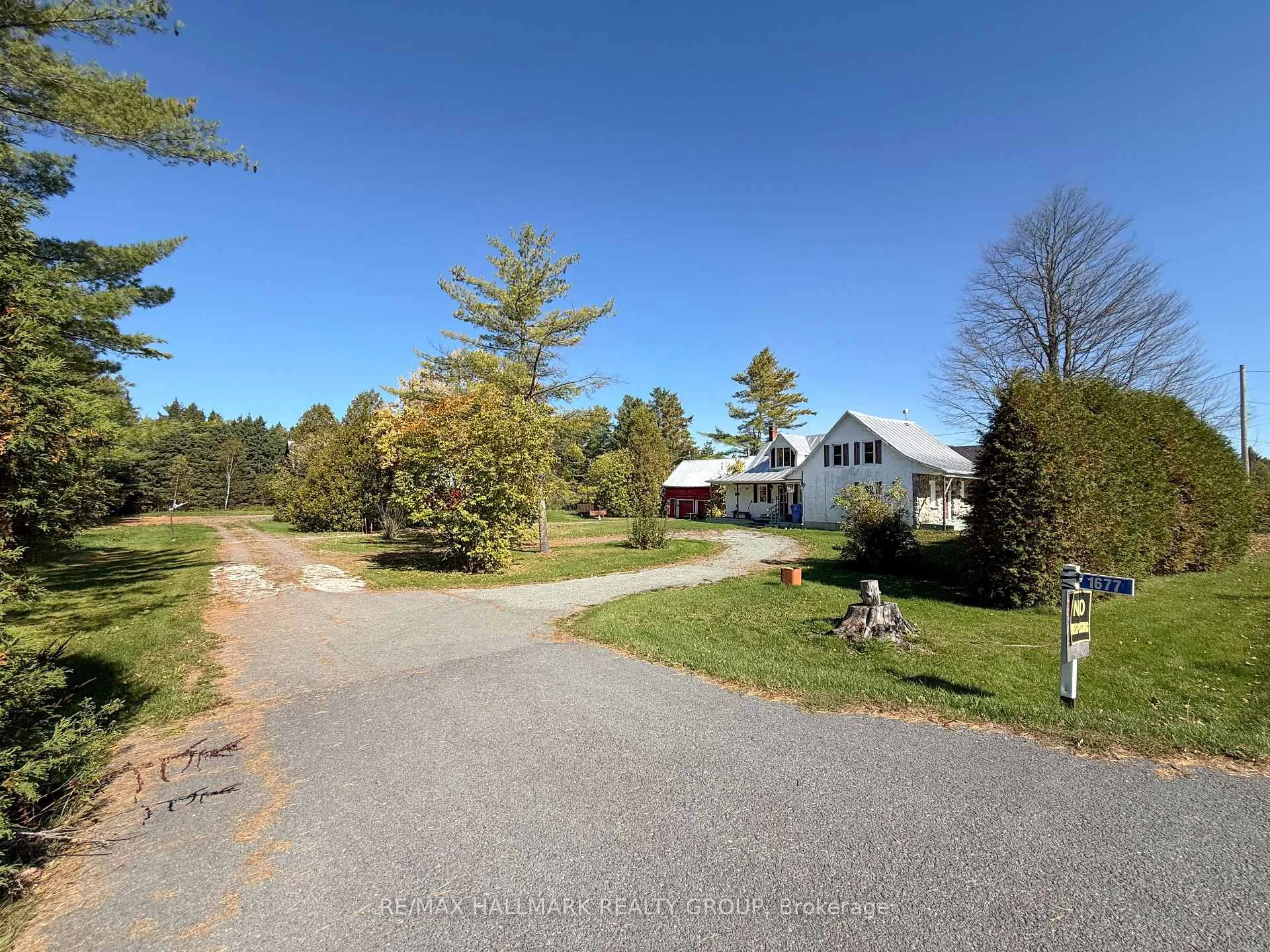 Photo 10 of 1677 Ste Anne Road, Champlain, Champlain Twp — HOMEH