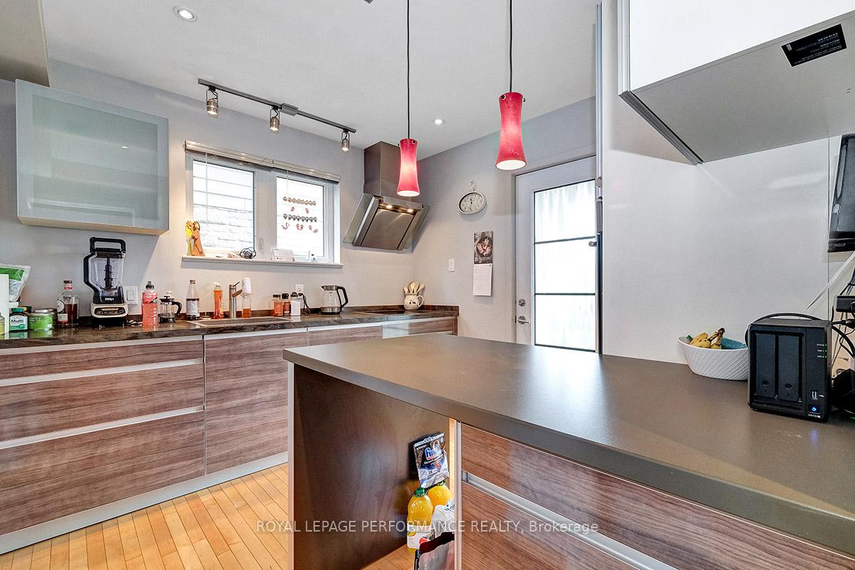 Photo 8 of 529 Echo Drive, Ottawa, Ottawa East — HOMEH
