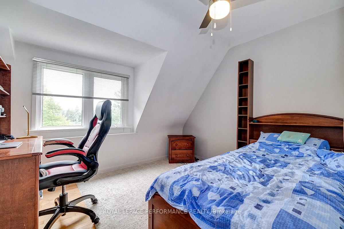 Photo 14 of 529 Echo Drive, Ottawa, Ottawa East — HOMEH