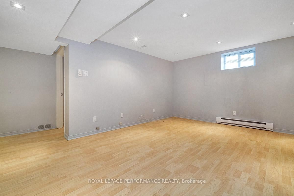 Photo 16 of 529 Echo Drive, Ottawa, Ottawa East — HOMEH