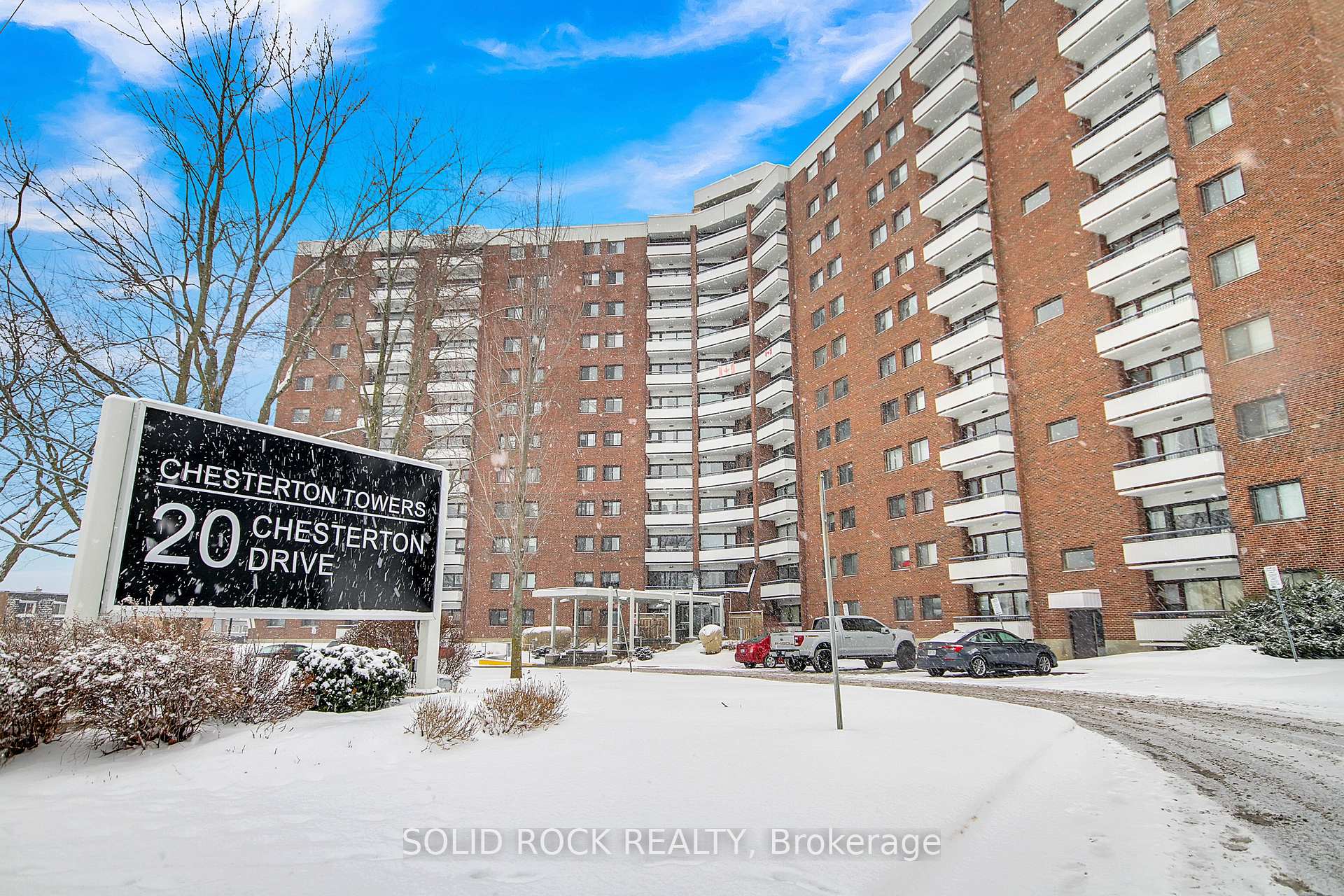 Photo 1 of Unit 402, 20 Chesterton Drive, Ottawa, Borden Farm/Stewart Farm/Carleton Heights/Parkwood Hills — HOMEH