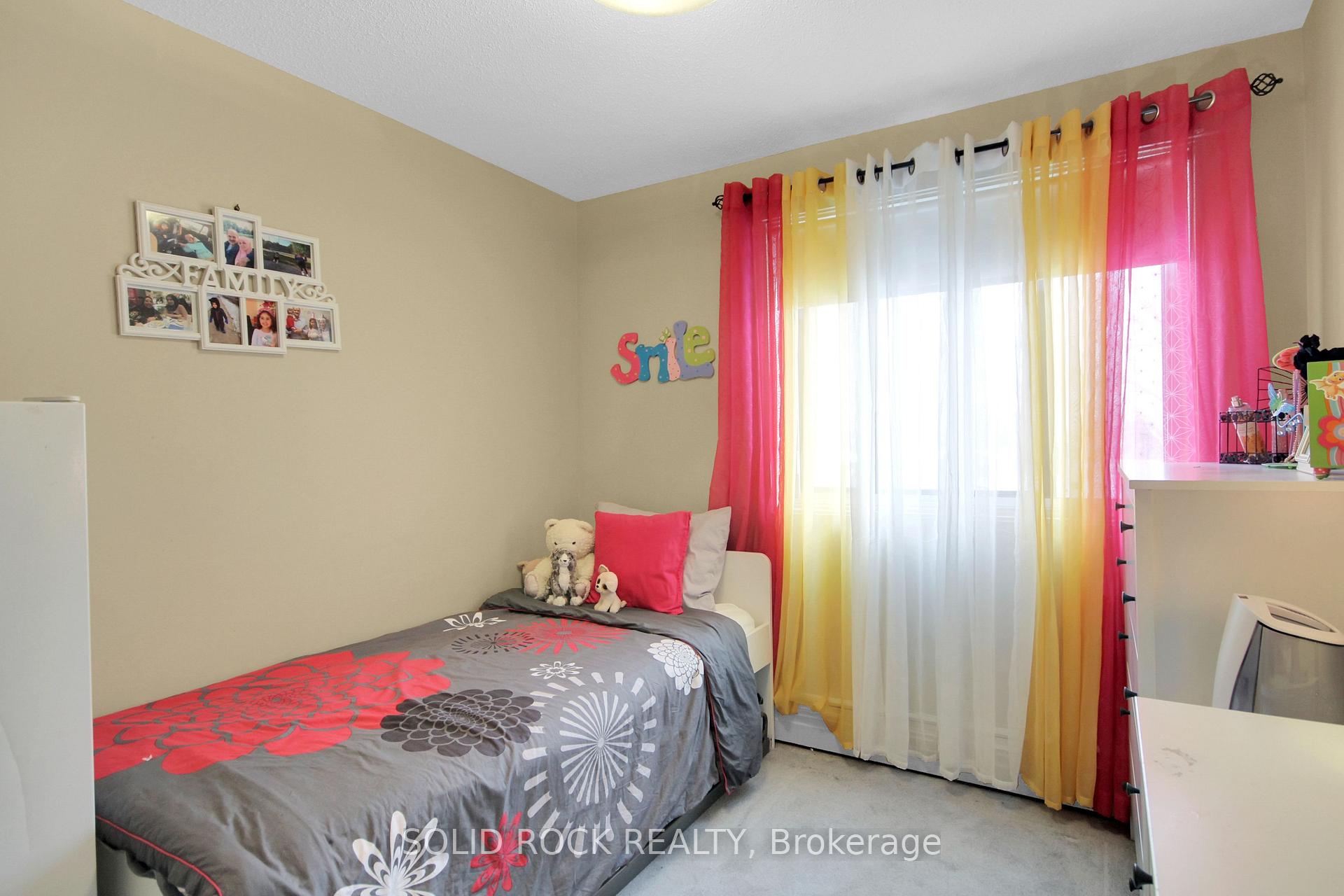 Photo 18 of Unit 402, 20 Chesterton Drive, Ottawa, Borden Farm/Stewart Farm/Carleton Heights/Parkwood Hills — HOMEH