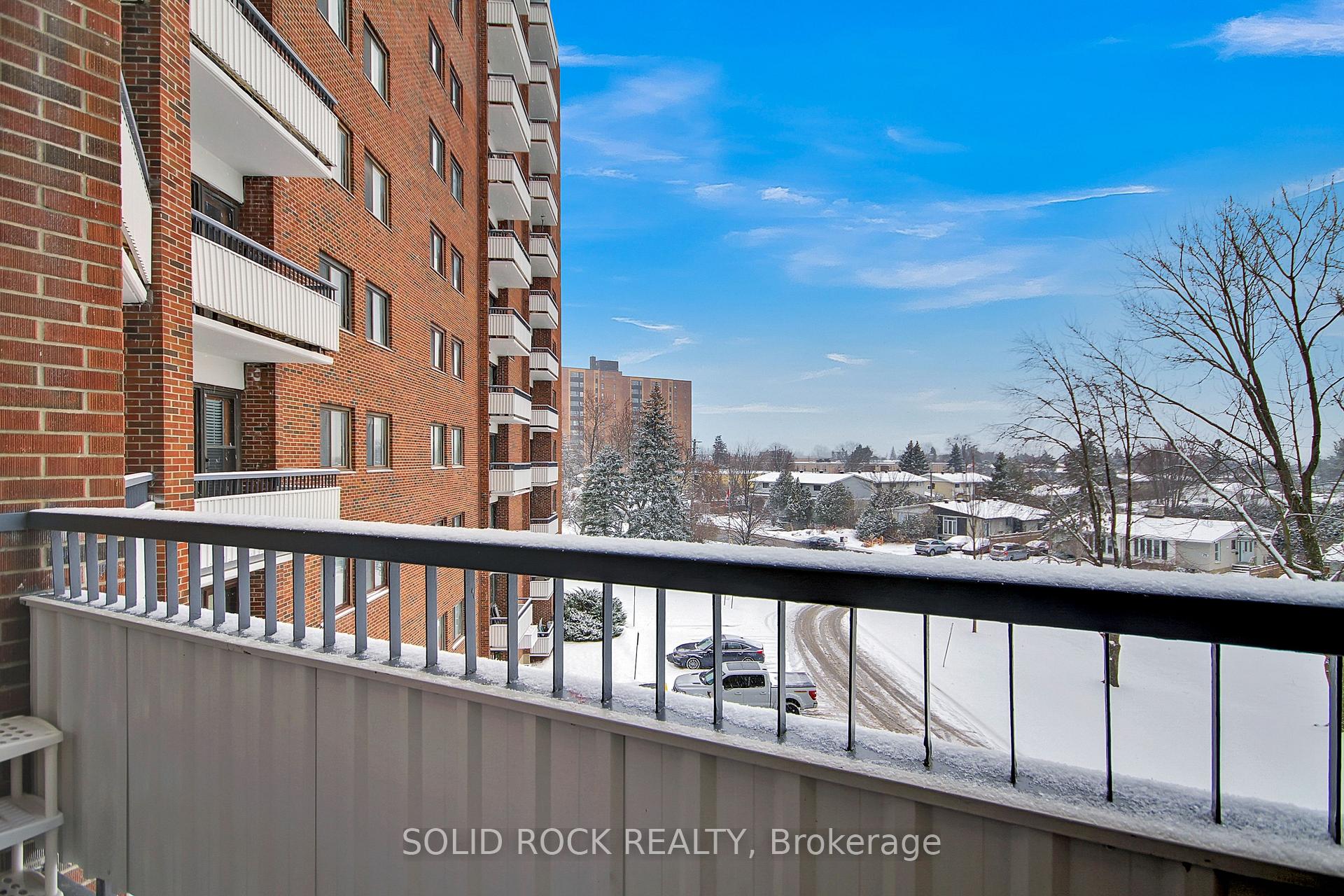 Photo 21 of Unit 402, 20 Chesterton Drive, Ottawa, Borden Farm/Stewart Farm/Carleton Heights/Parkwood Hills — HOMEH