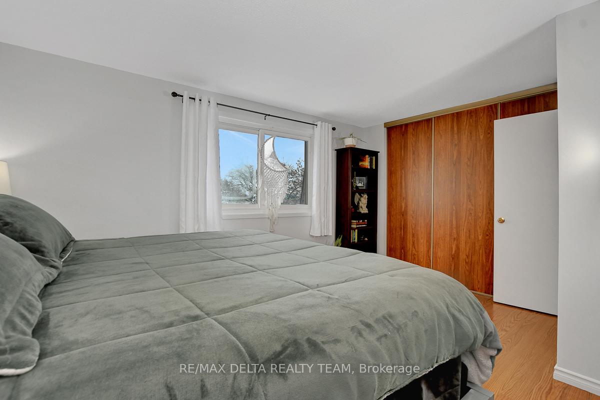 Photo 16 of Unit C, 1705 Lamoureux Drive, Ottawa, Queenswood Heights South — HOMEH
