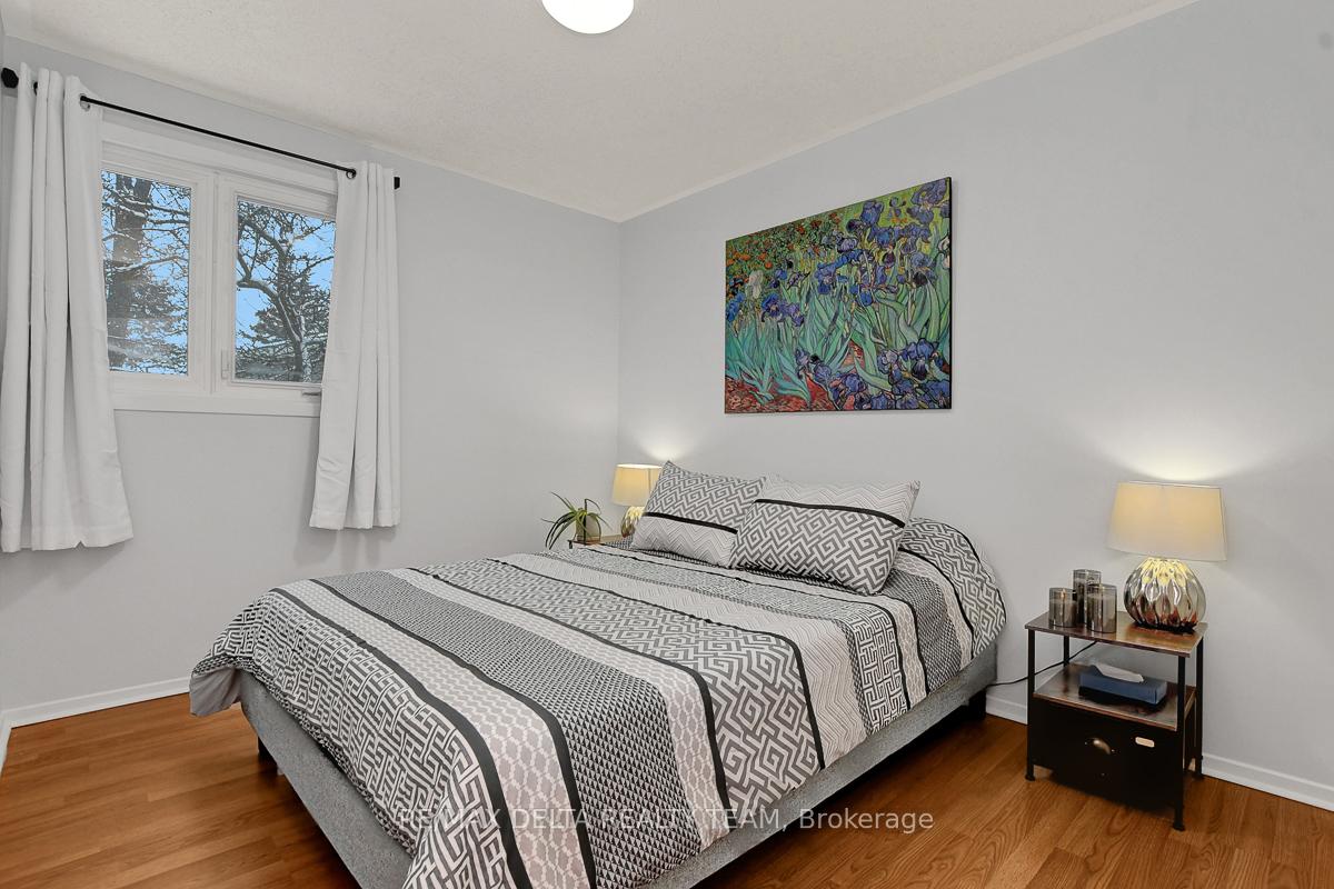 Photo 17 of Unit C, 1705 Lamoureux Drive, Ottawa, Queenswood Heights South — HOMEH