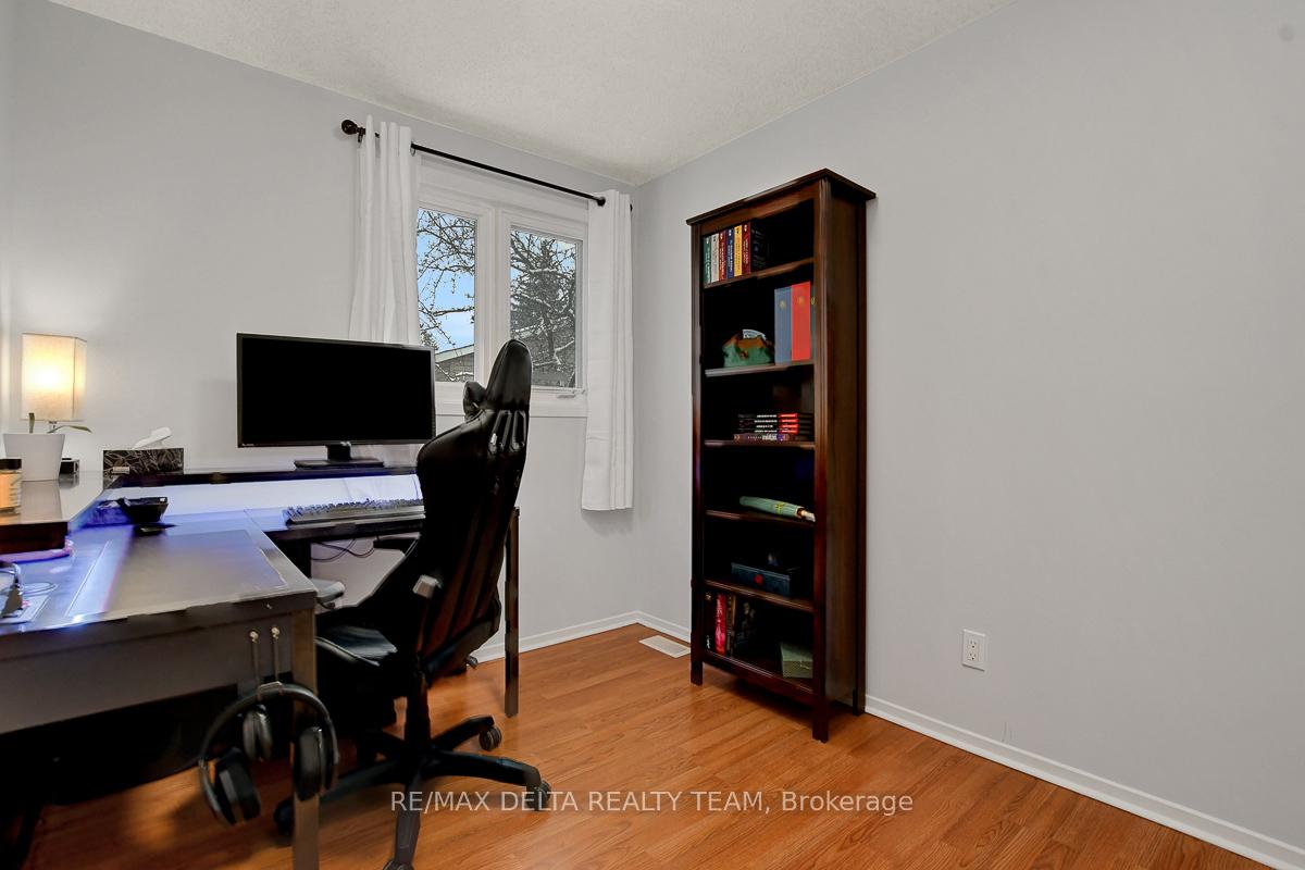 Photo 20 of Unit C, 1705 Lamoureux Drive, Ottawa, Queenswood Heights South — HOMEH