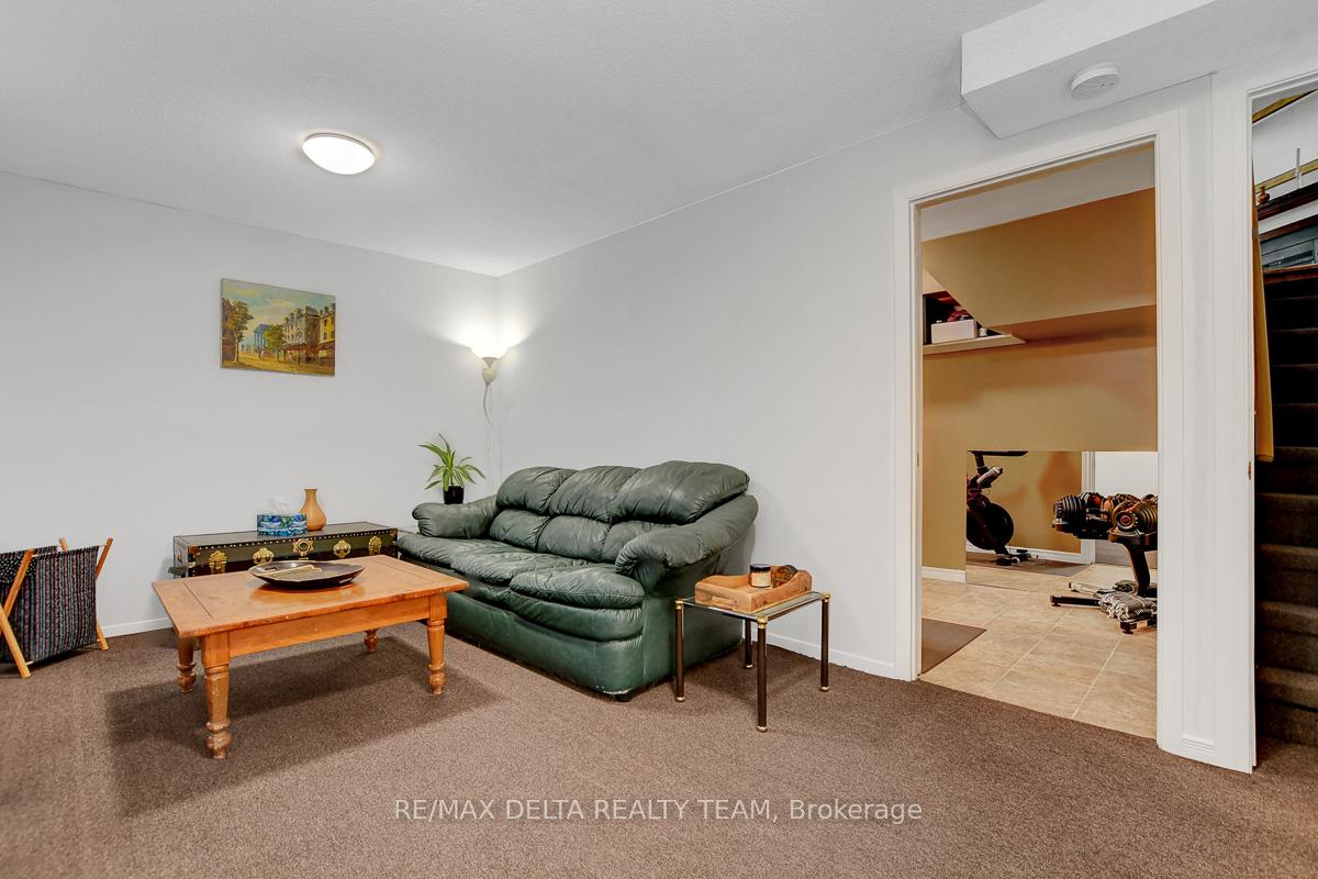 Photo 23 of Unit C, 1705 Lamoureux Drive, Ottawa, Queenswood Heights South — HOMEH