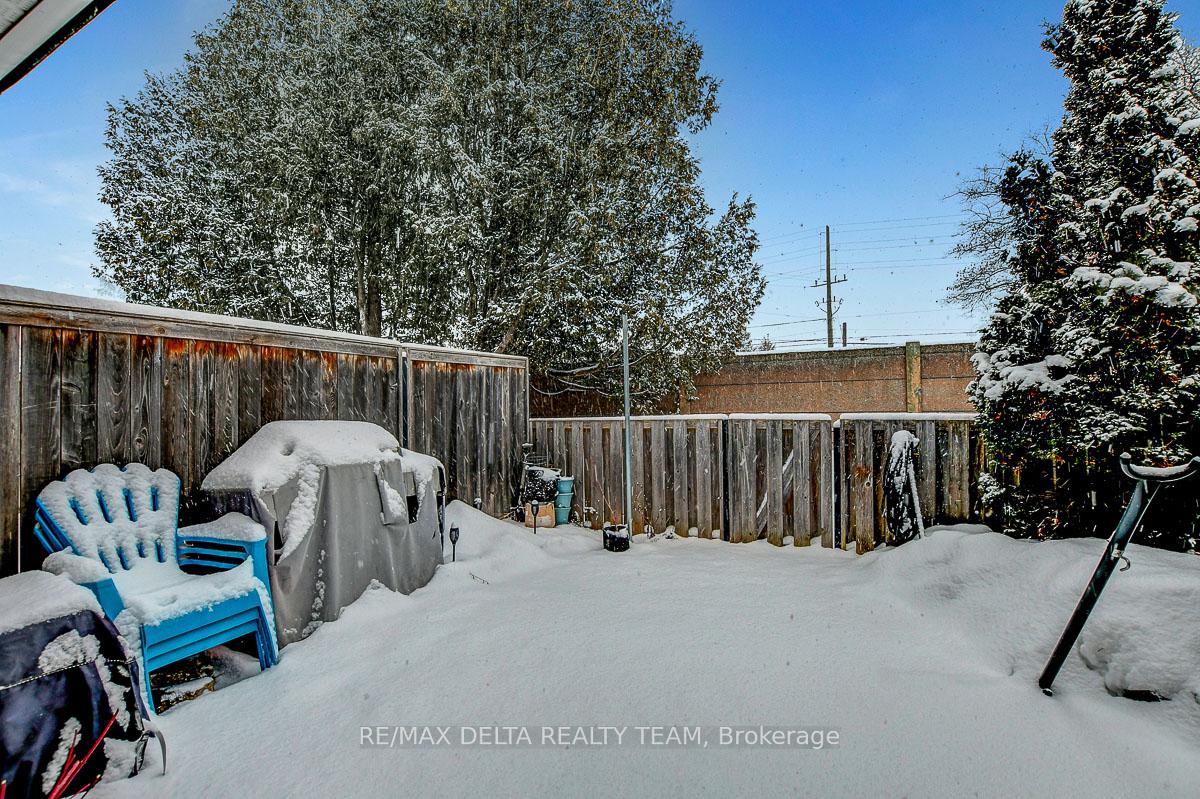 Photo 26 of Unit C, 1705 Lamoureux Drive, Ottawa, Queenswood Heights South — HOMEH