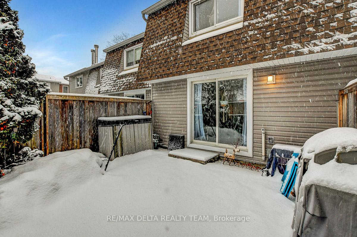 Photo 27 of Unit C, 1705 Lamoureux Drive, Ottawa, Queenswood Heights South — HOMEH