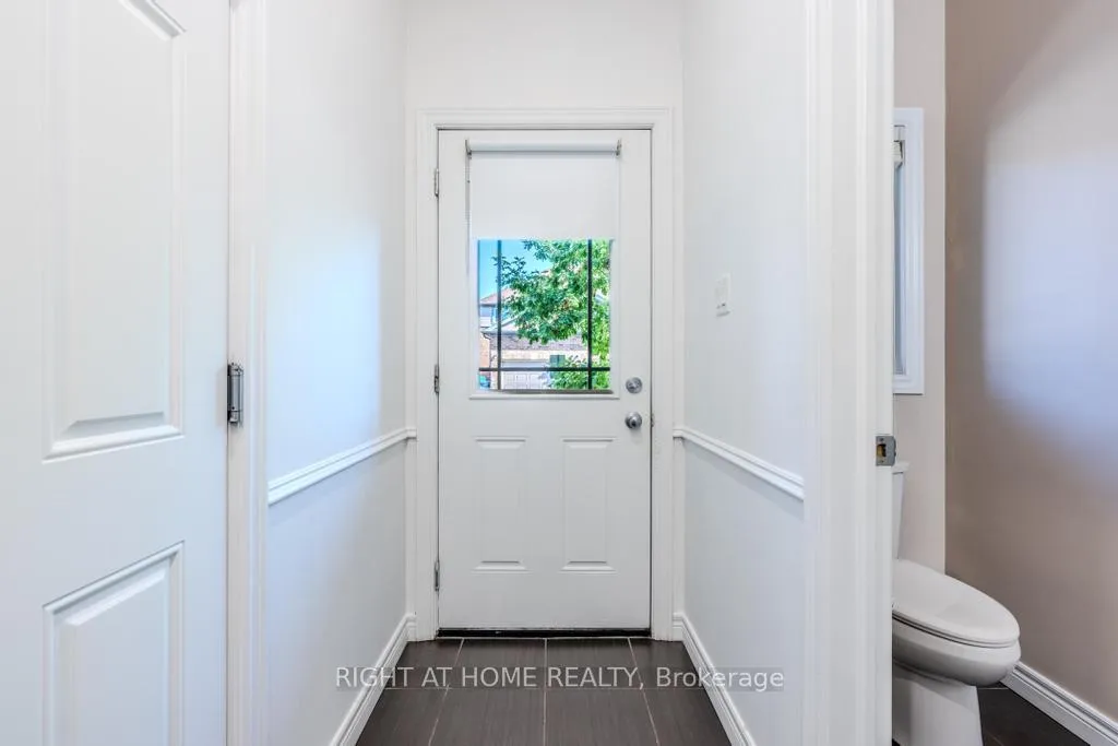 Photo 3 of Unit 26, 14 Amos Drive, Guelph, Kortright East — HOMEH