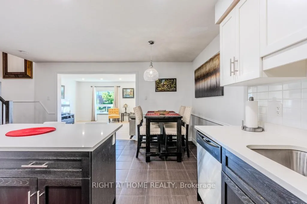 Photo 10 of Unit 26, 14 Amos Drive, Guelph, Kortright East — HOMEH