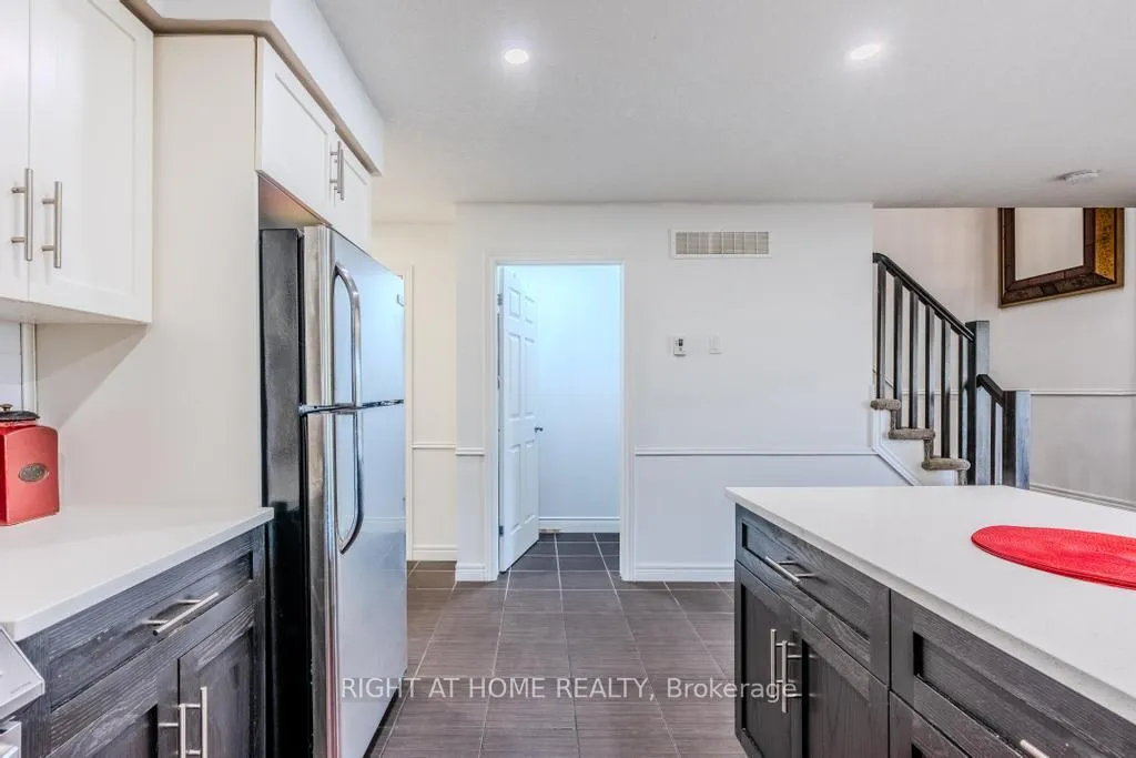 Photo 11 of Unit 26, 14 Amos Drive, Guelph, Kortright East — HOMEH