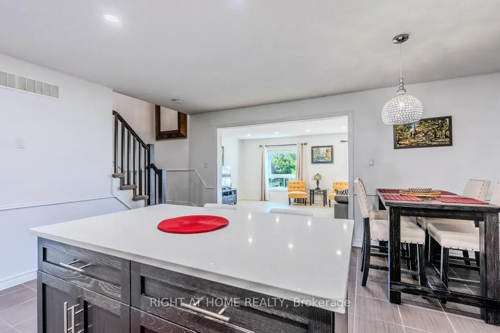 Photo 12 of Unit 26, 14 Amos Drive, Guelph, Kortright East — HOMEH