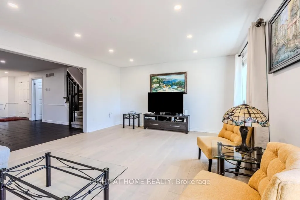 Photo 19 of Unit 26, 14 Amos Drive, Guelph, Kortright East — HOMEH