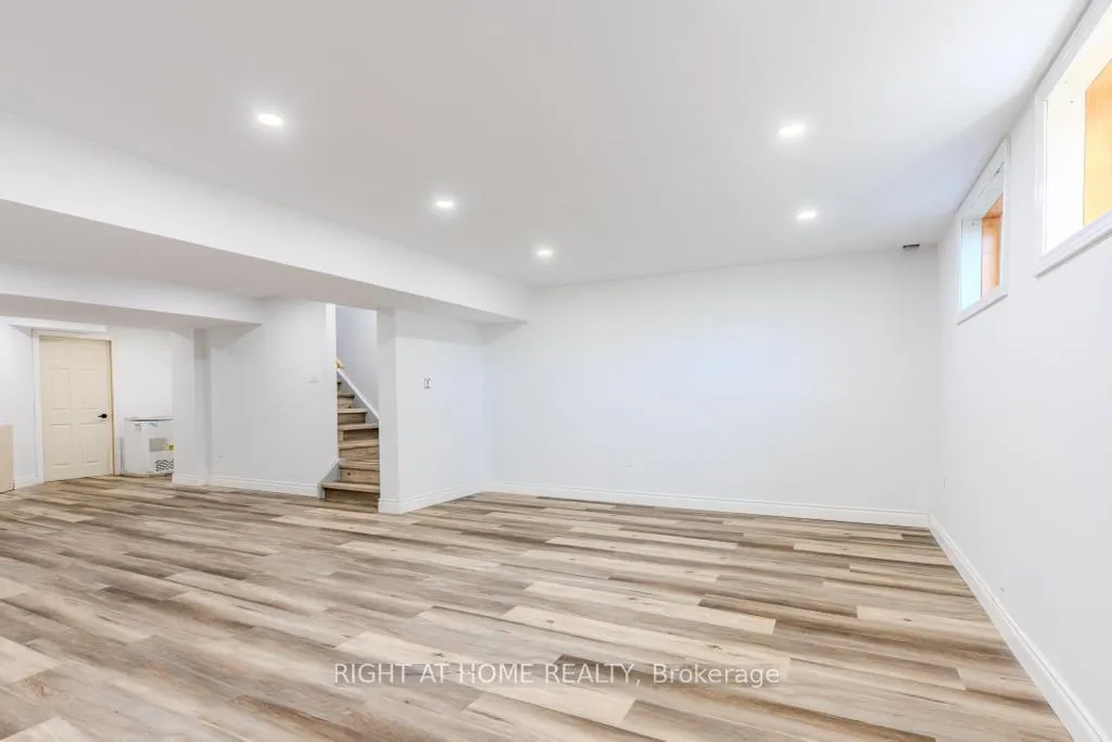 Photo 36 of Unit 26, 14 Amos Drive, Guelph, Kortright East — HOMEH