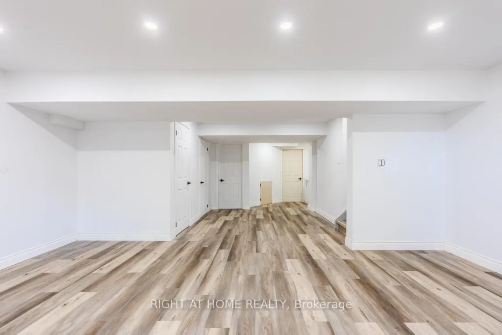 Photo 38 of Unit 26, 14 Amos Drive, Guelph, Kortright East — HOMEH