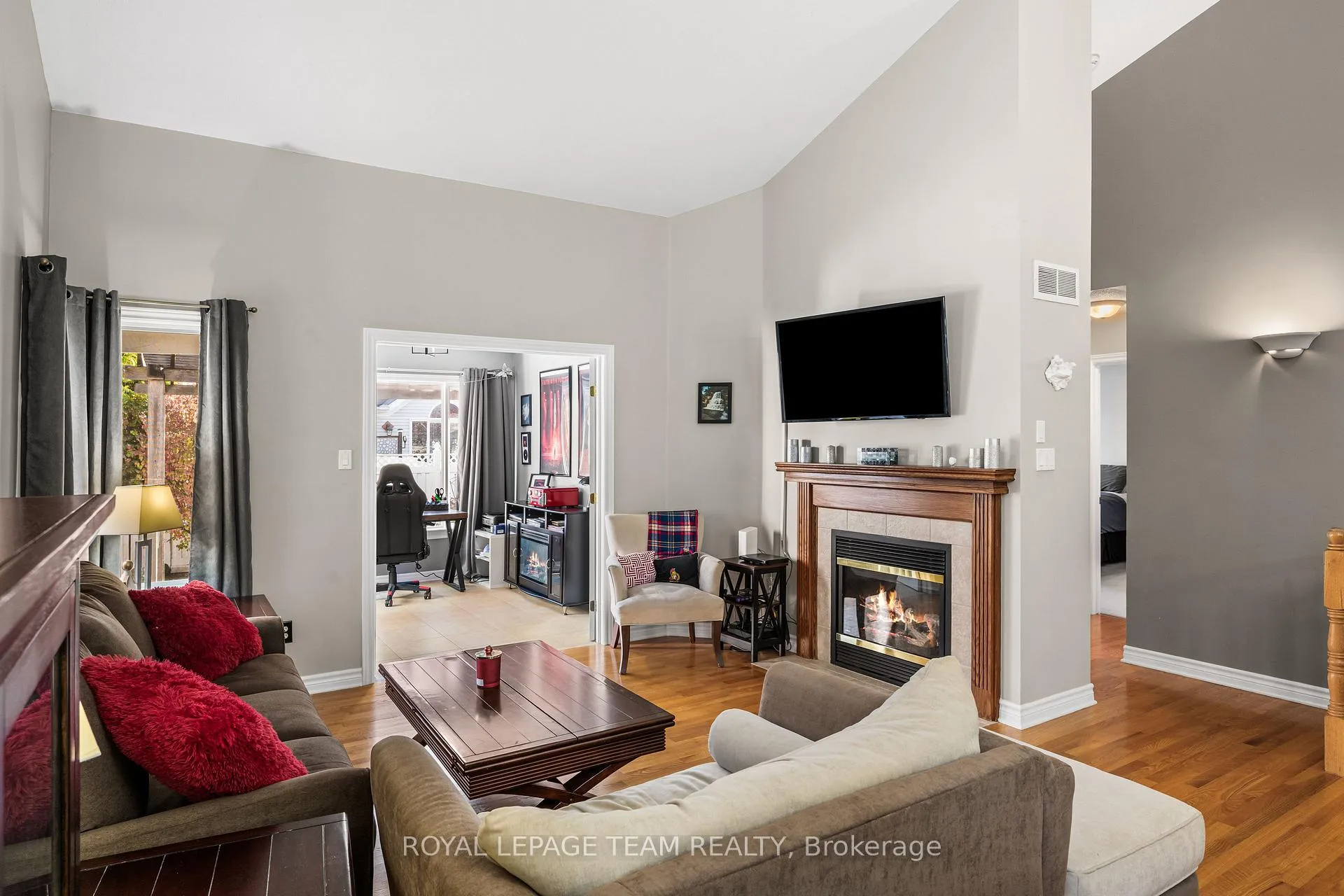 Photo 14 of 16 Spinney Way, Ottawa, Barrhaven - Longfields — HOMEH