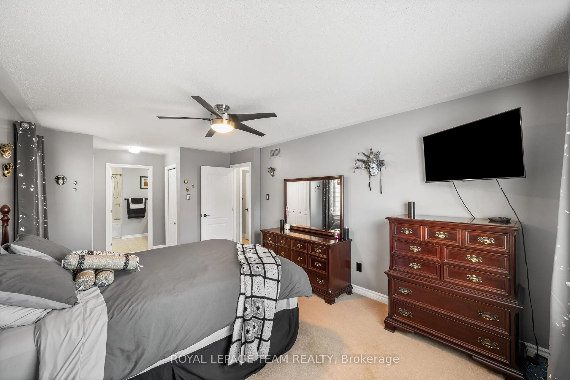 Photo 23 of 16 Spinney Way, Ottawa, Barrhaven - Longfields — HOMEH