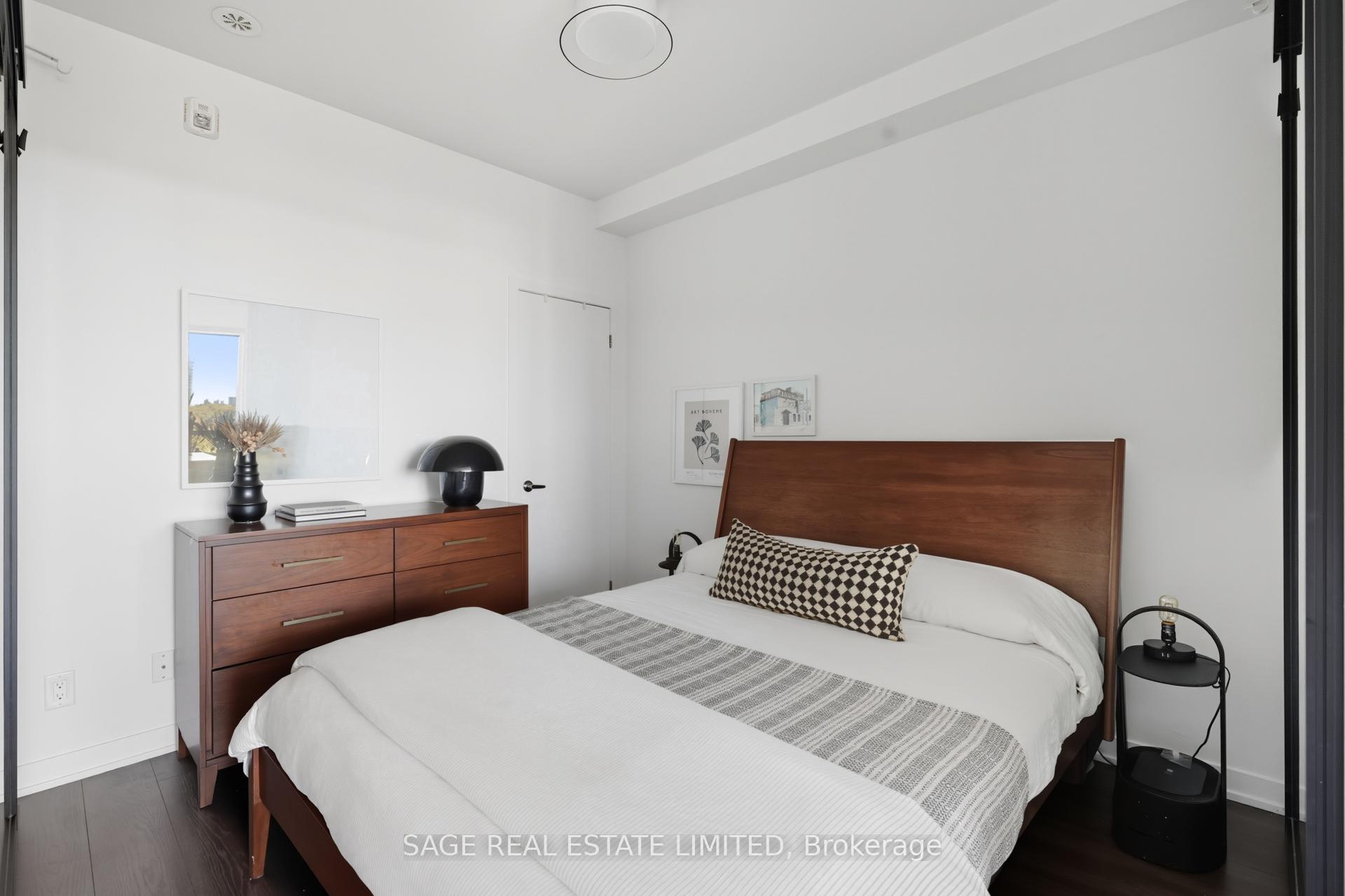 Photo 14 of Unit 605, 899 Queen Street E, Toronto, South Riverdale — HOMEH