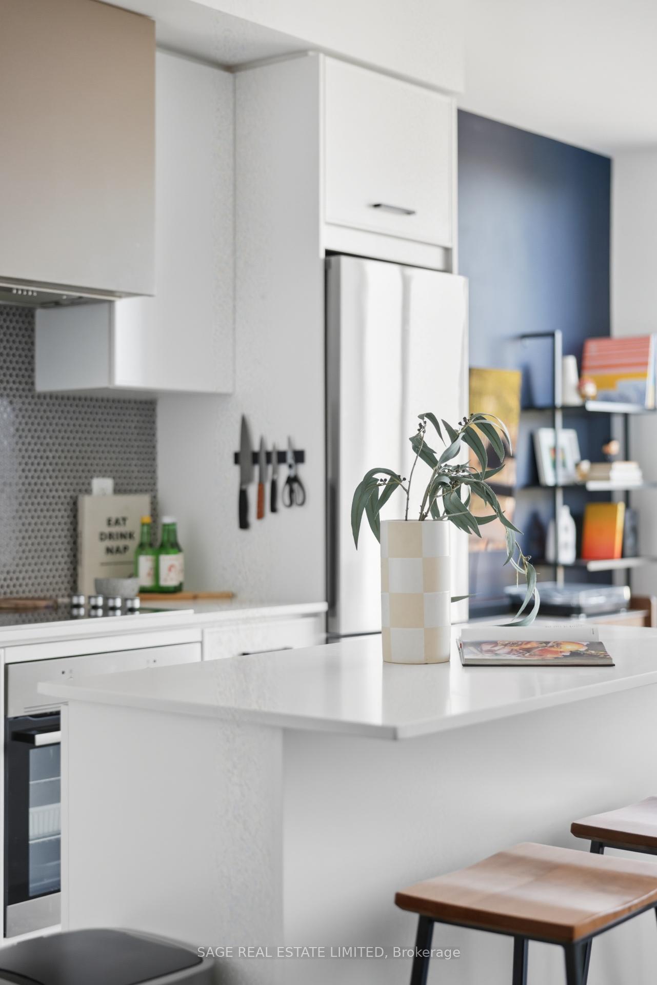 Photo 16 of Unit 605, 899 Queen Street E, Toronto, South Riverdale — HOMEH