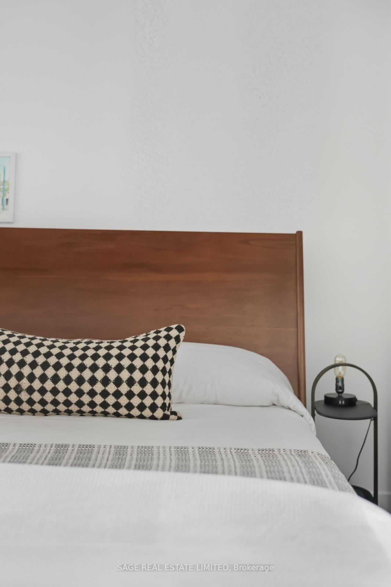 Photo 17 of Unit 605, 899 Queen Street E, Toronto, South Riverdale — HOMEH