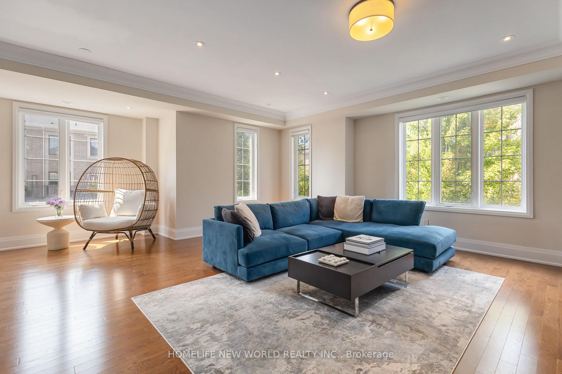 Photo 6 of 22 American Elm Way, Markham, Unionville — HOMEH
