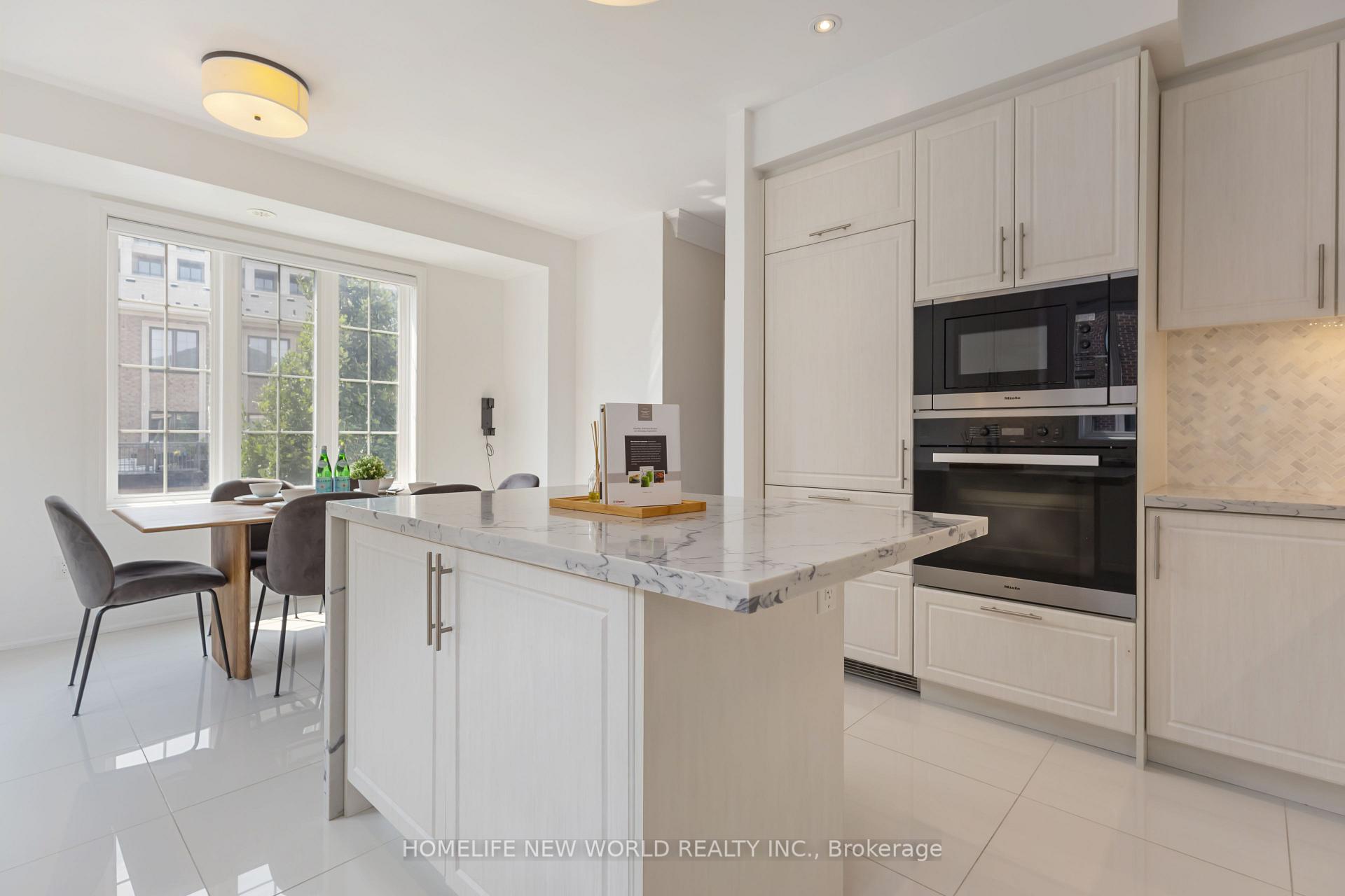 Photo 10 of 22 American Elm Way, Markham, Unionville — HOMEH