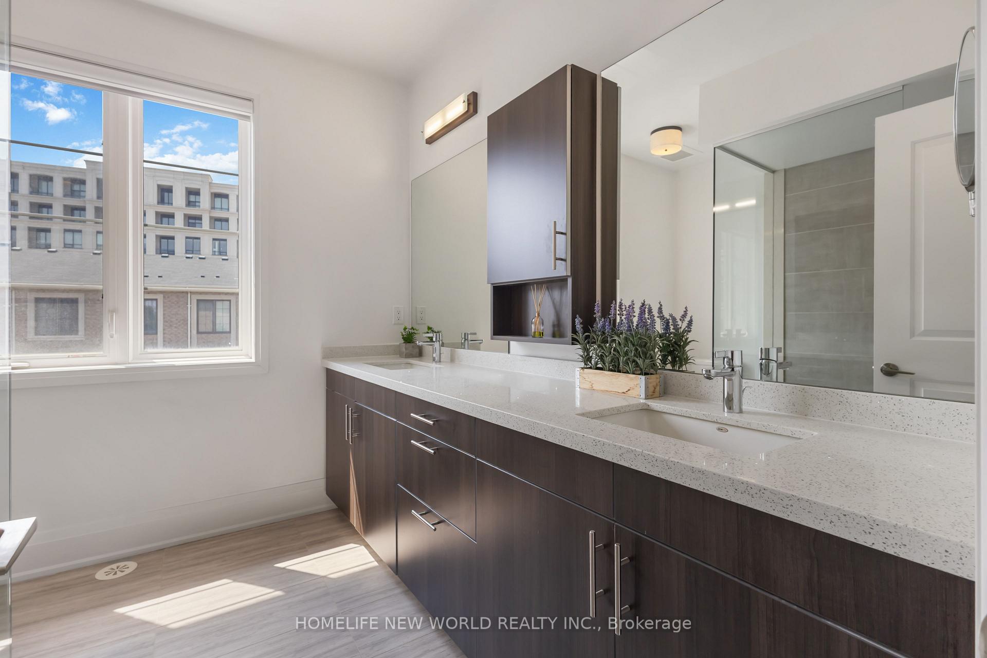 Photo 18 of 22 American Elm Way, Markham, Unionville — HOMEH