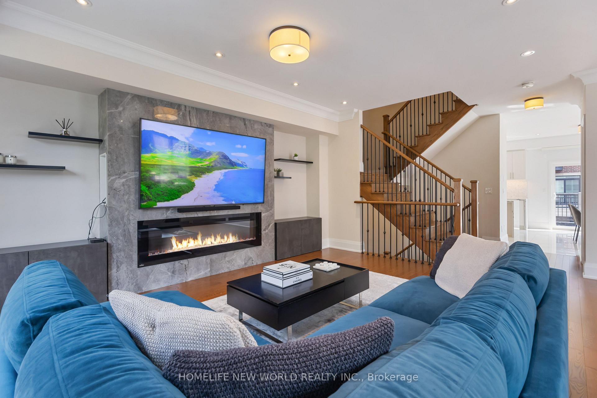 Photo 23 of 22 American Elm Way, Markham, Unionville — HOMEH