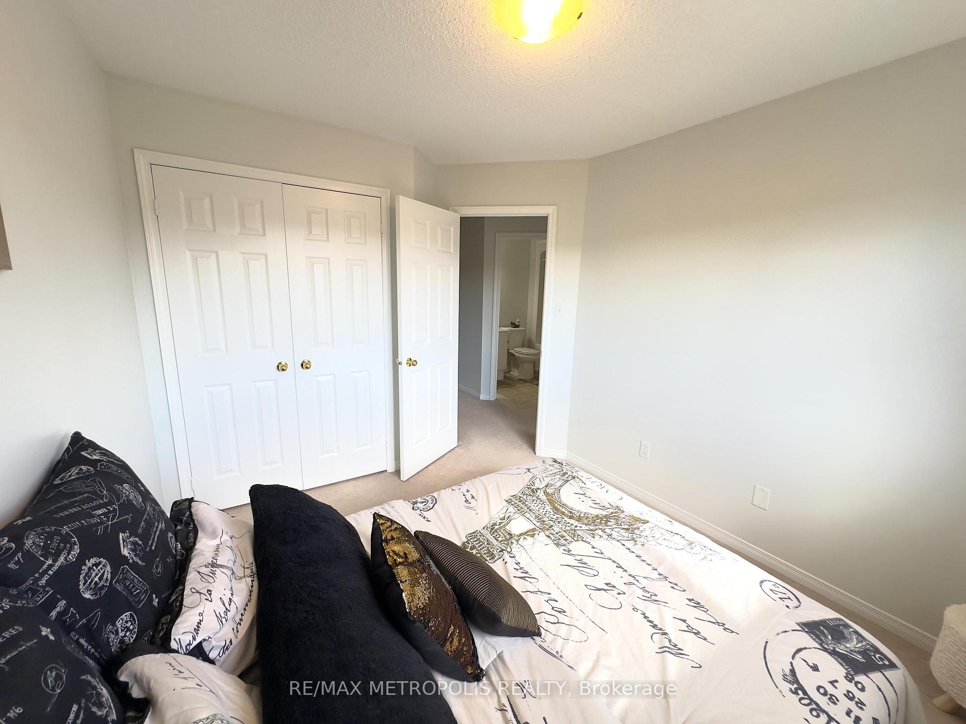 Photo 14 of Unit 48, 1087 Ormond Drive, Oshawa, Samac — HOMEH