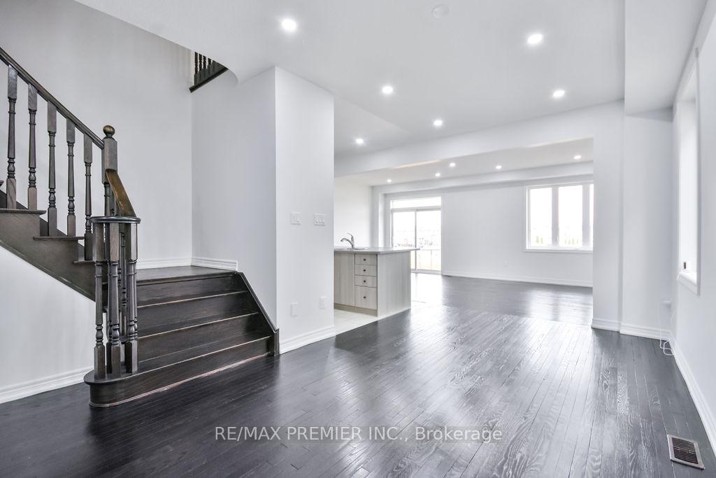 Photo 7 of 51 Sasco Way, Essa, Angus — HOMEH