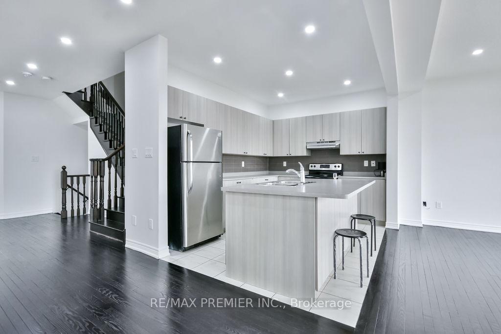 Photo 10 of 51 Sasco Way, Essa, Angus — HOMEH