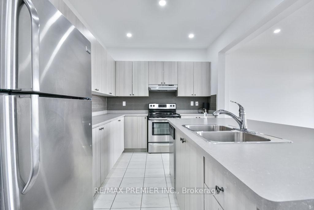 Photo 16 of 51 Sasco Way, Essa, Angus — HOMEH