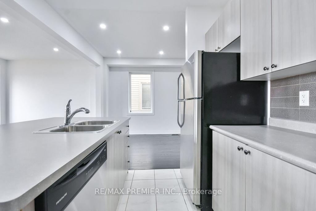 Photo 18 of 51 Sasco Way, Essa, Angus — HOMEH