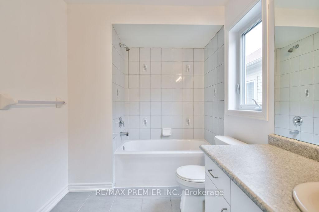 Photo 31 of 51 Sasco Way, Essa, Angus — HOMEH