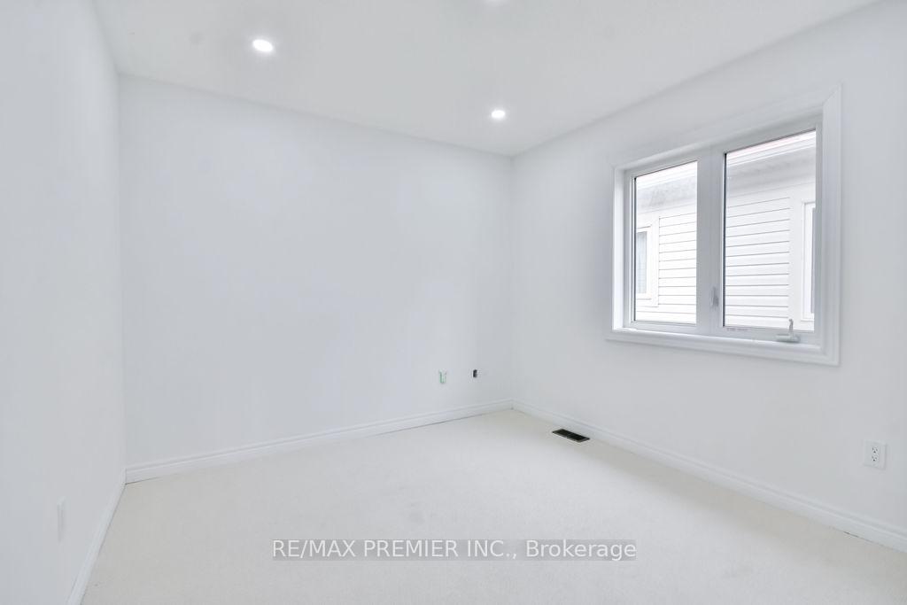 Photo 34 of 51 Sasco Way, Essa, Angus — HOMEH