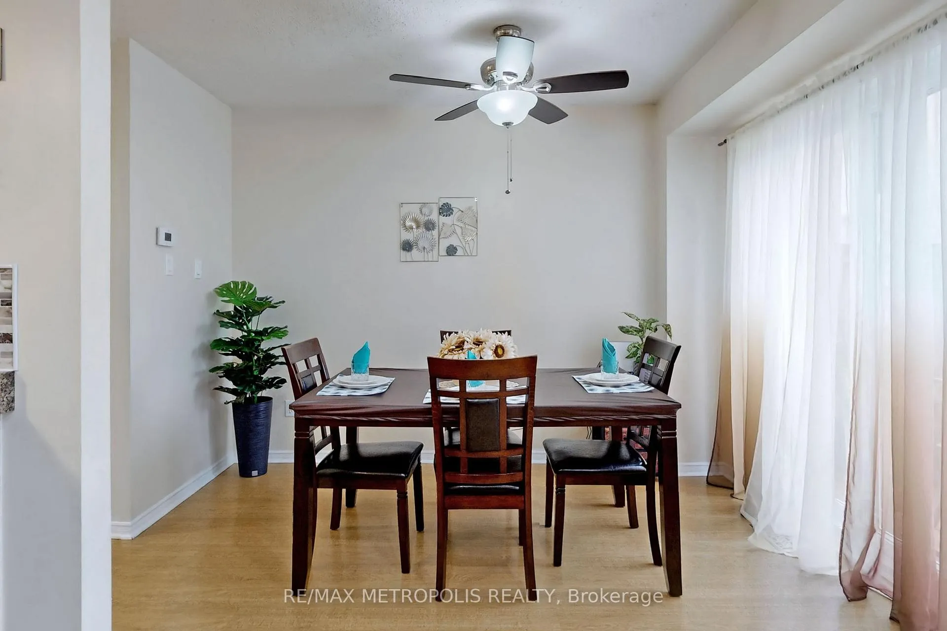 Photo 10 of Unit 20, 811 Wilson Road N, Oshawa, Pinecrest — HOMEH