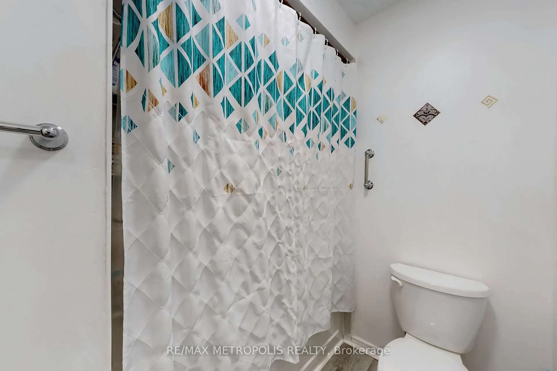 Photo 27 of Unit 20, 811 Wilson Road N, Oshawa, Pinecrest — HOMEH