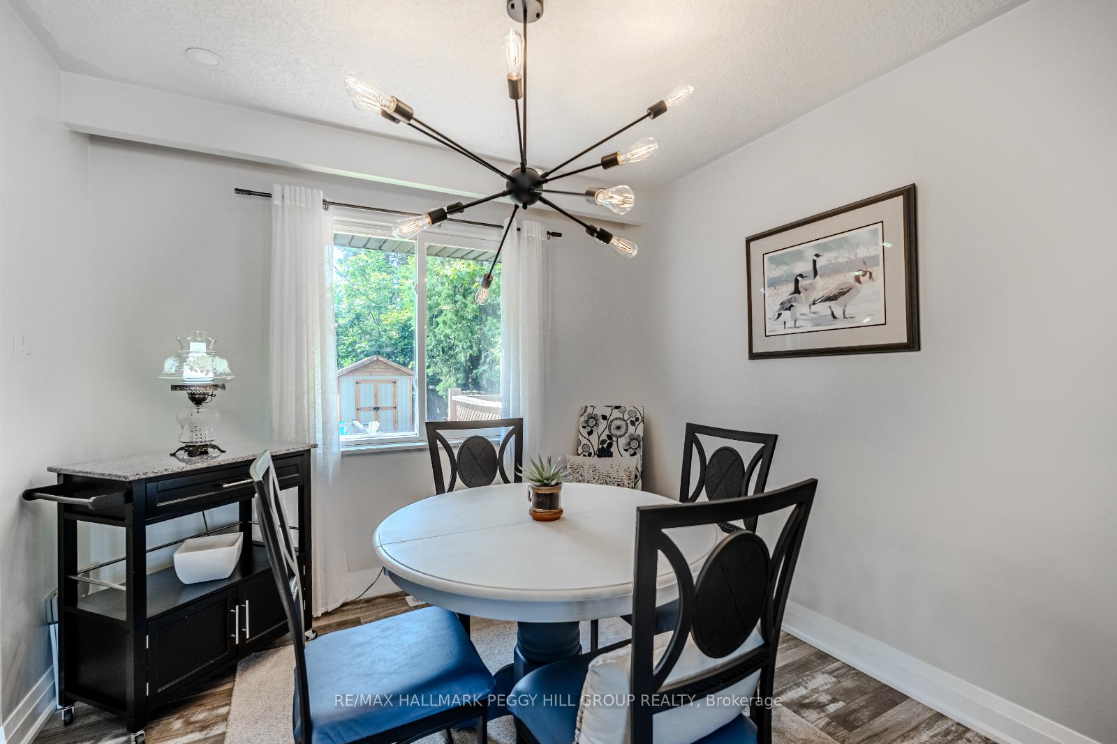 Photo 9 of 45 Ottaway Avenue, Barrie, Wellington — HOMEH