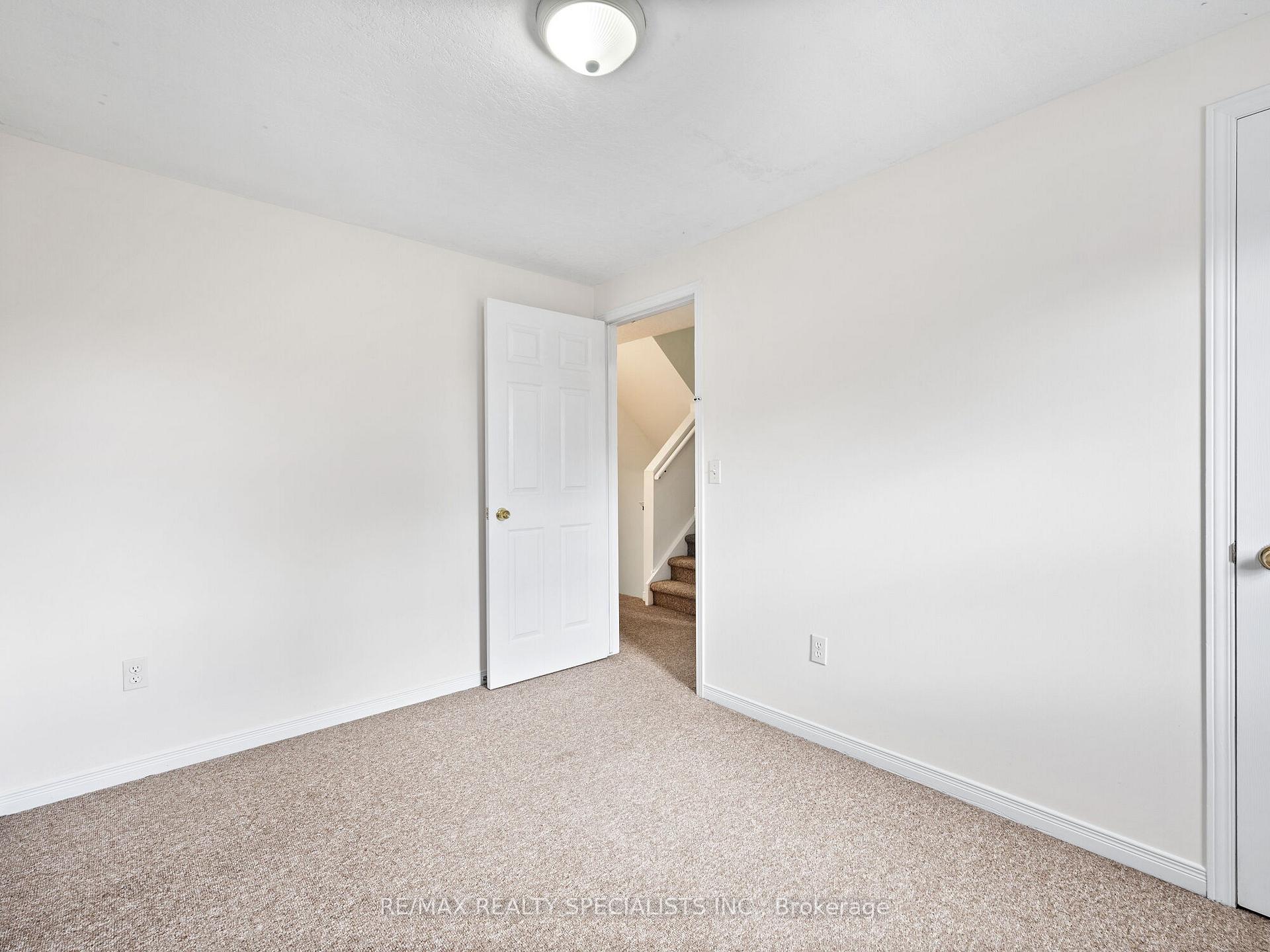 Photo 16 of Unit 1, 142 York Road, Guelph, St. Patrick's Ward — HOMEH