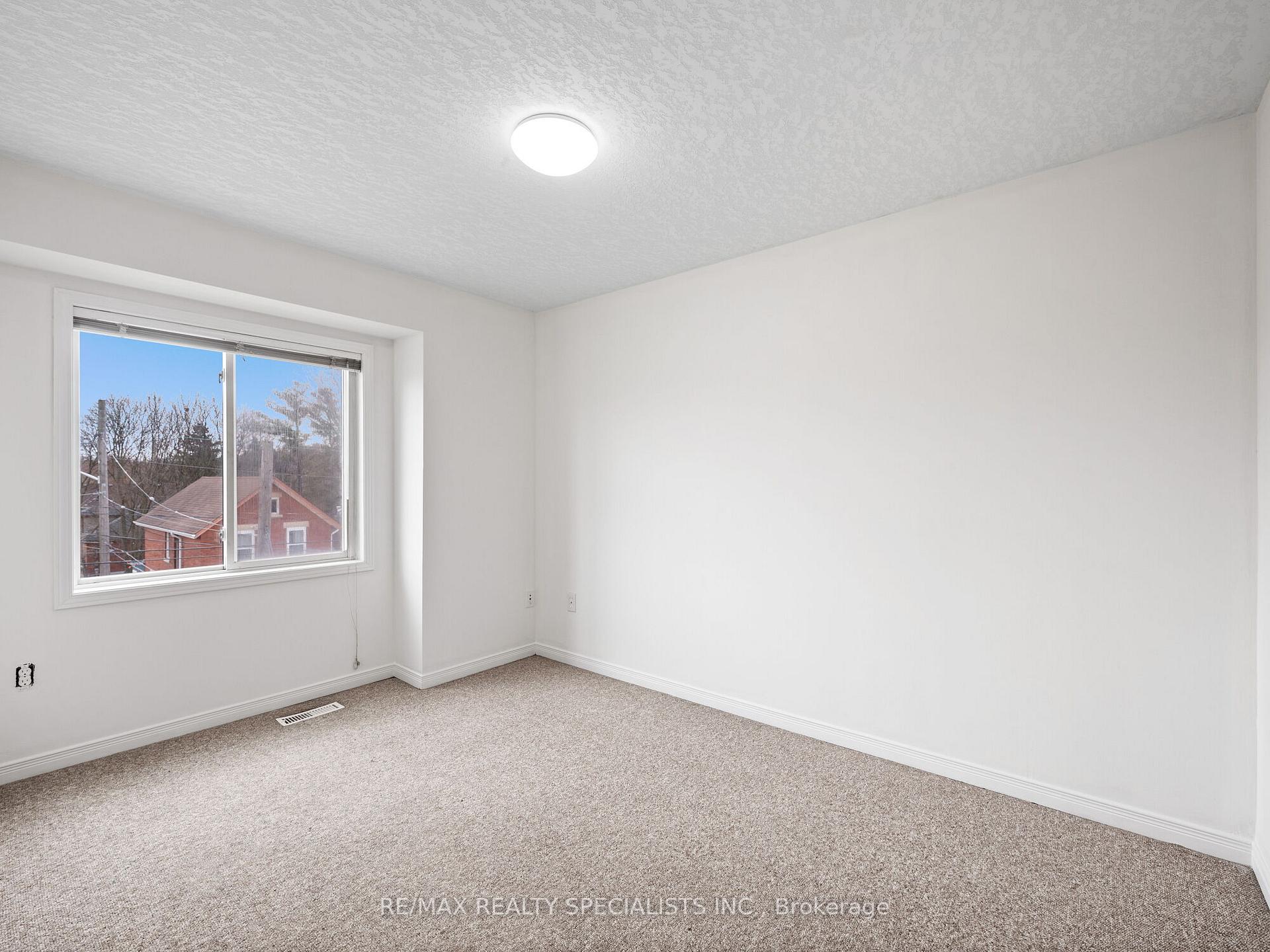 Photo 20 of Unit 1, 142 York Road, Guelph, St. Patrick's Ward — HOMEH