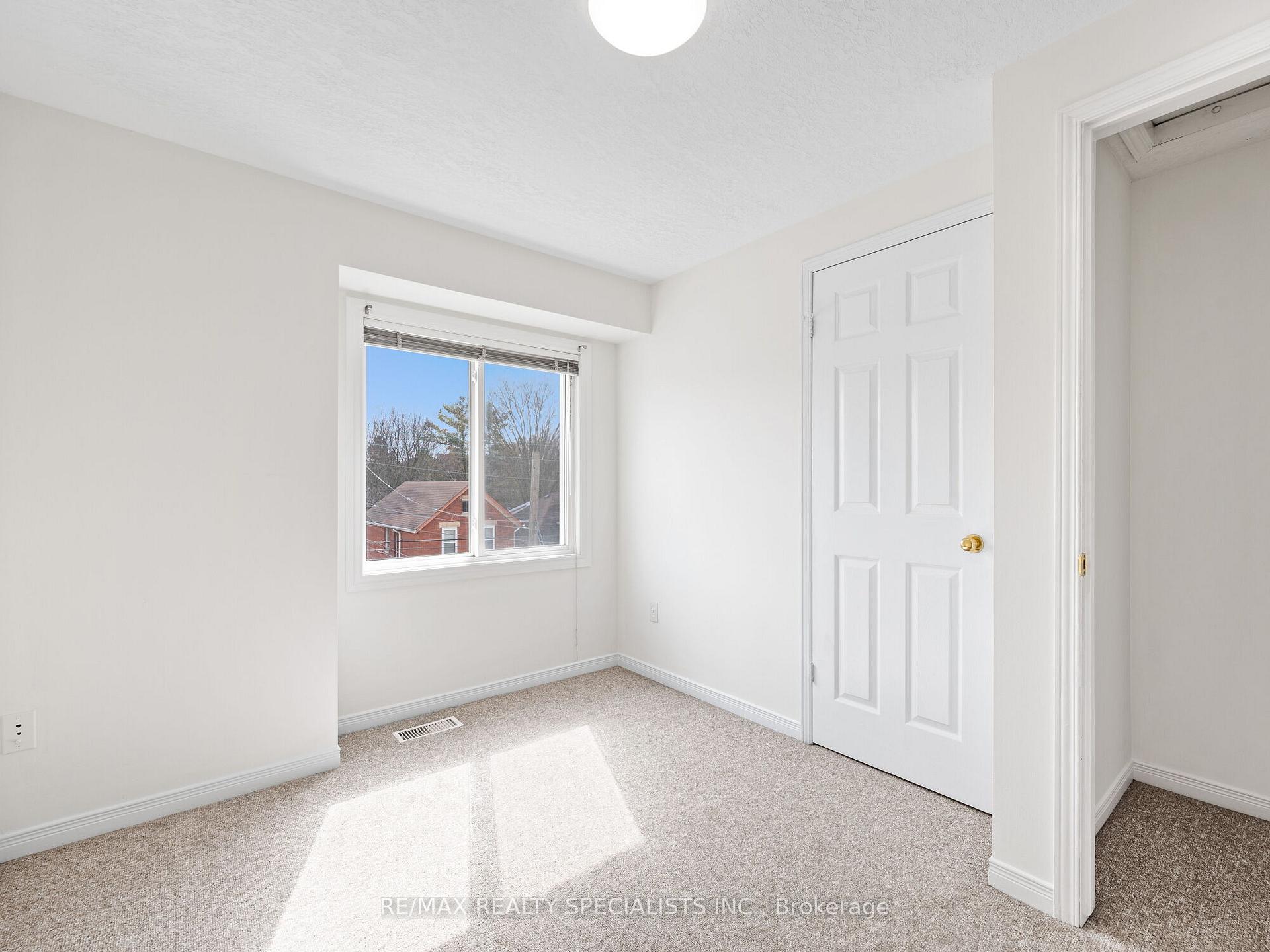Photo 22 of Unit 1, 142 York Road, Guelph, St. Patrick's Ward — HOMEH