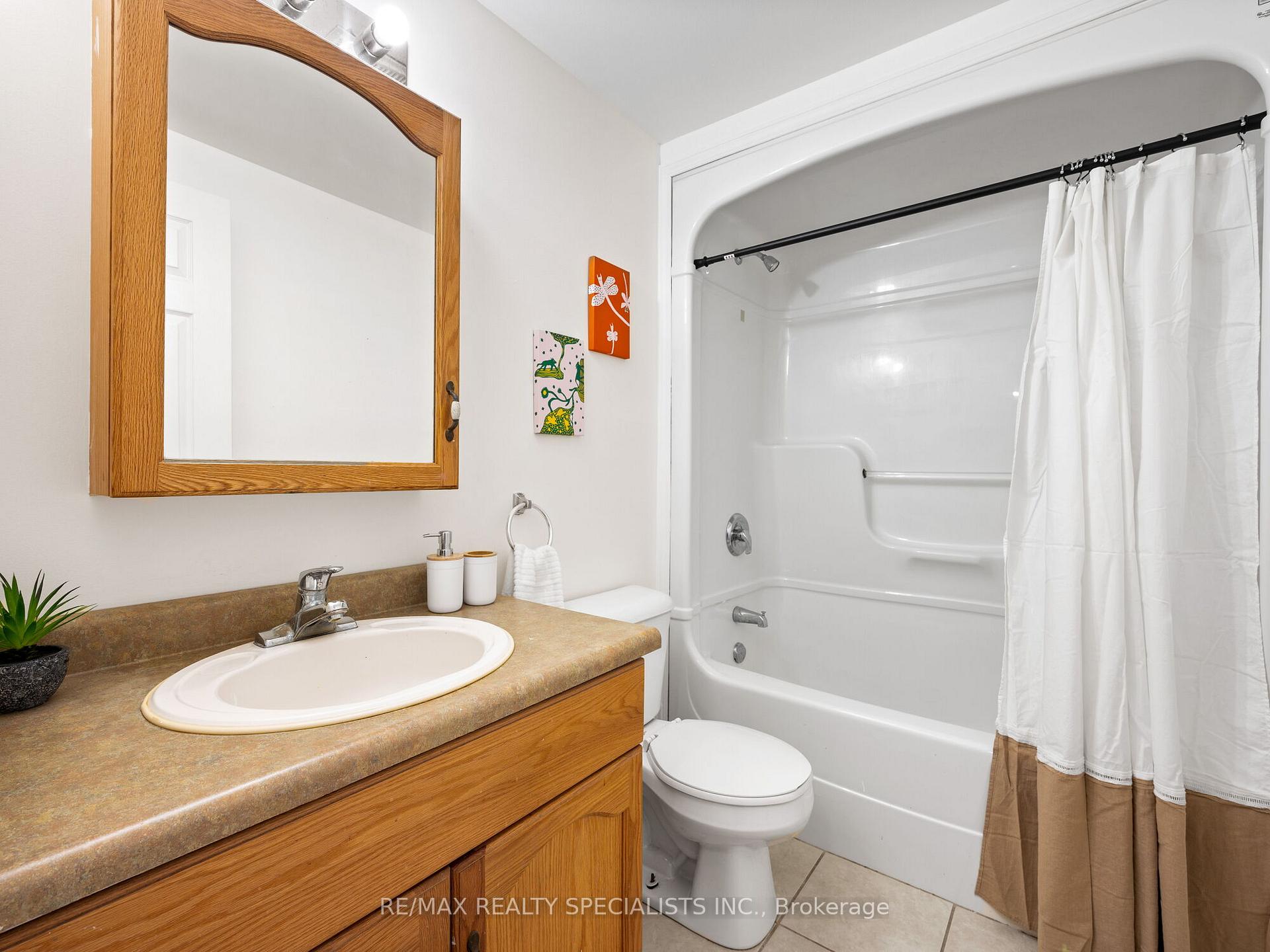 Photo 23 of Unit 1, 142 York Road, Guelph, St. Patrick's Ward — HOMEH