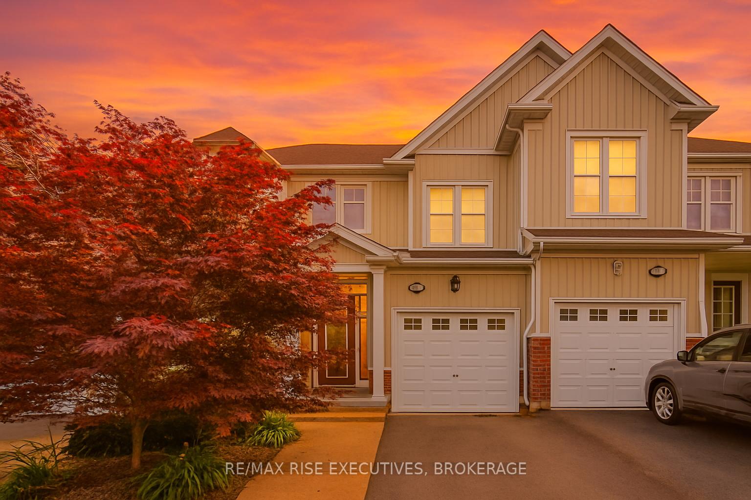 Photo 1 of 903 Ascot Lane, Kingston, Rideau — HOMEH