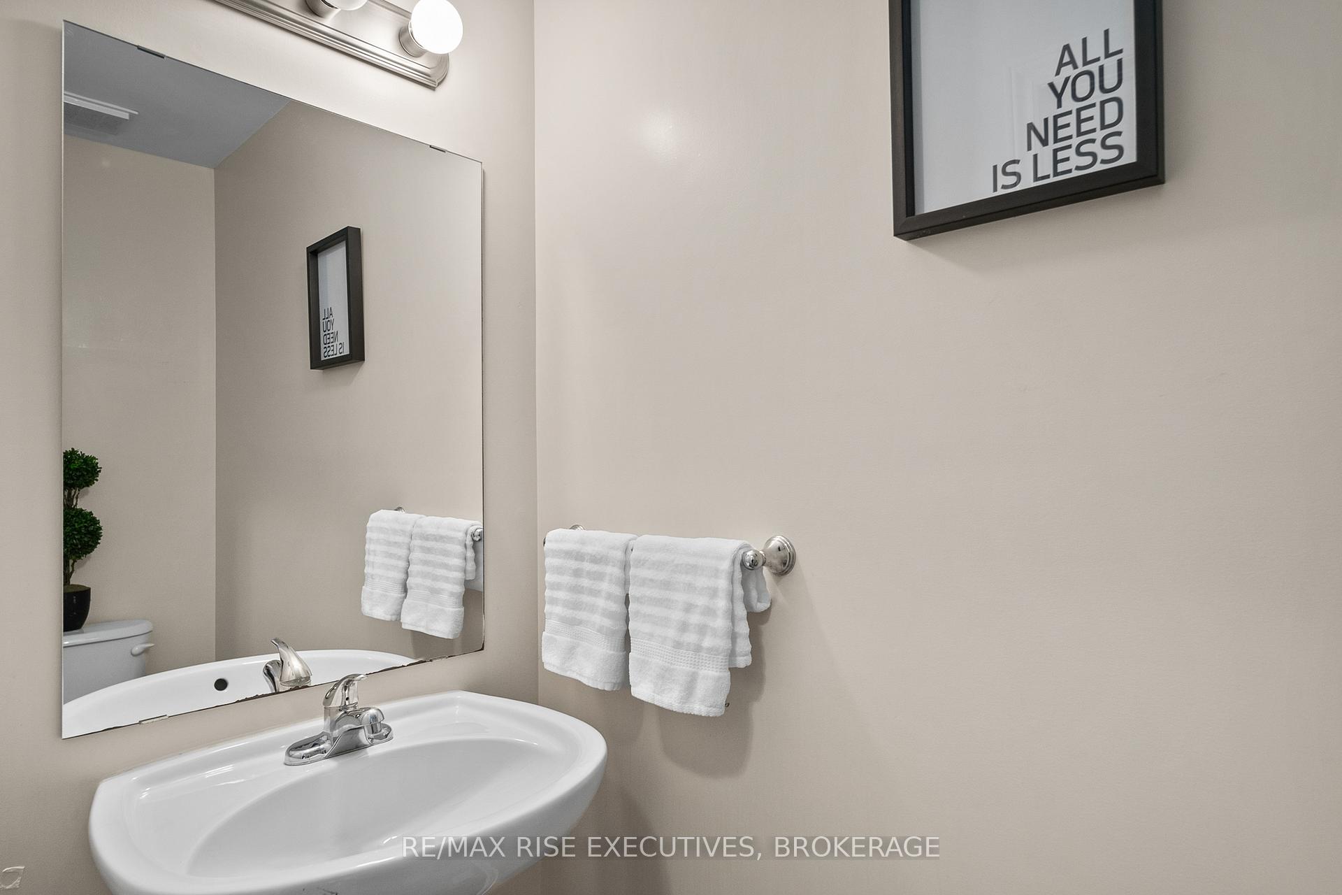 Photo 6 of 903 Ascot Lane, Kingston, Rideau — HOMEH