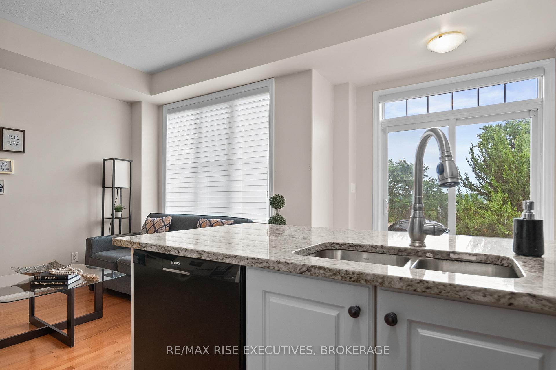 Photo 11 of 903 Ascot Lane, Kingston, Rideau — HOMEH