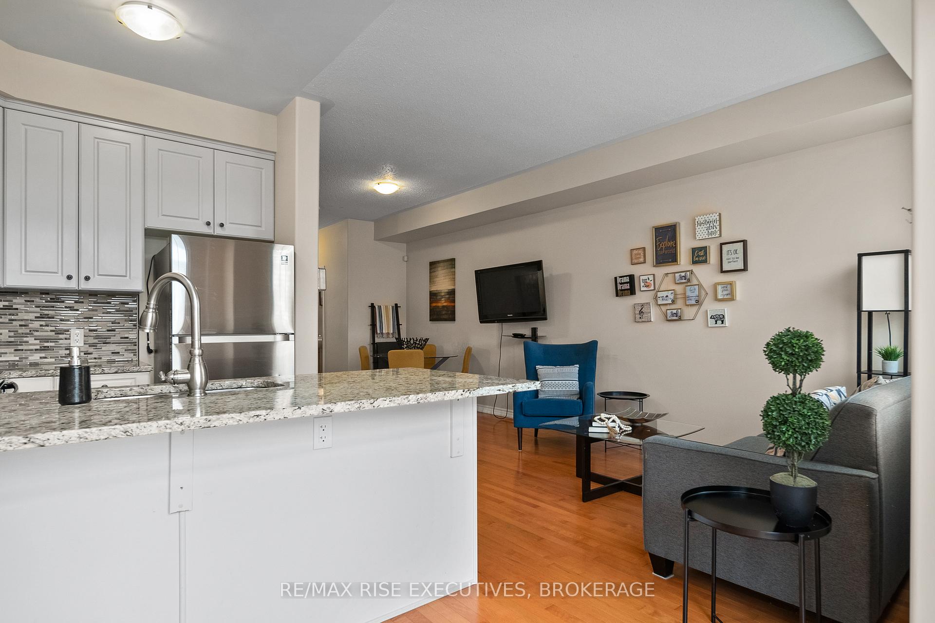Photo 14 of 903 Ascot Lane, Kingston, Rideau — HOMEH