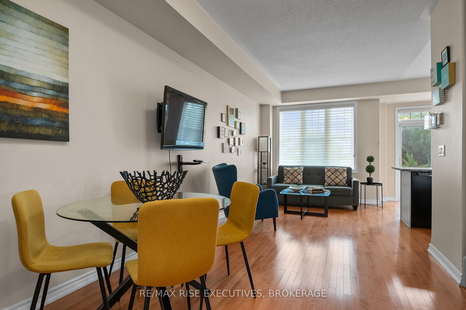 Photo 18 of 903 Ascot Lane, Kingston, Rideau — HOMEH